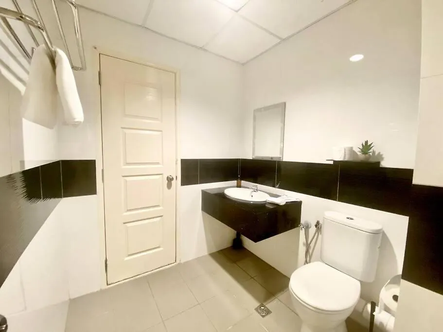 Mansion One Suites - Seaview Modern 2 Bedroom Suites George Town 0*,